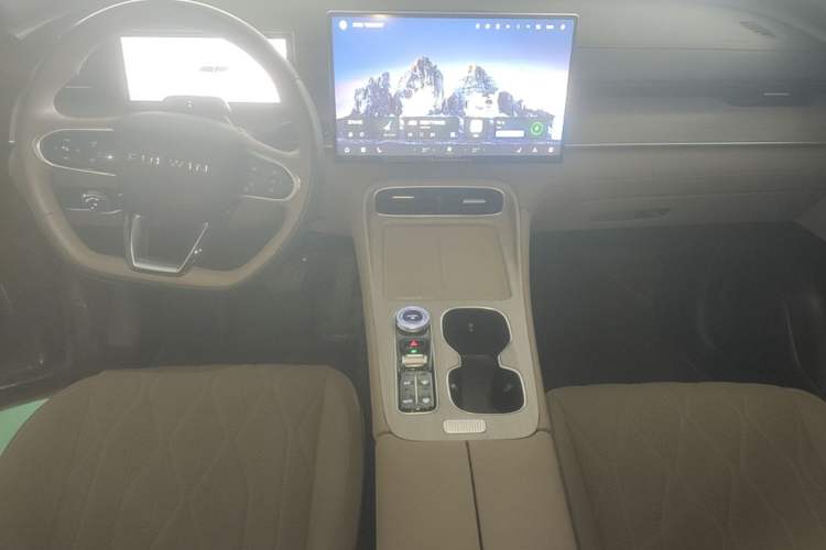 Used Chery Fengyun T8 2025 1.5T 130 km Comfort Edition 5-Seater Center Console