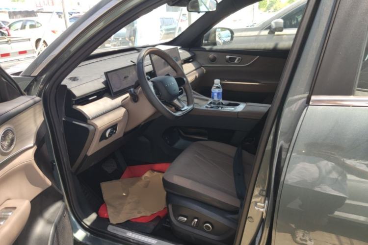 Used Chery Fengyun T8 2025 1.5T 130km Deluxe Version 5 Seats Driver Seat