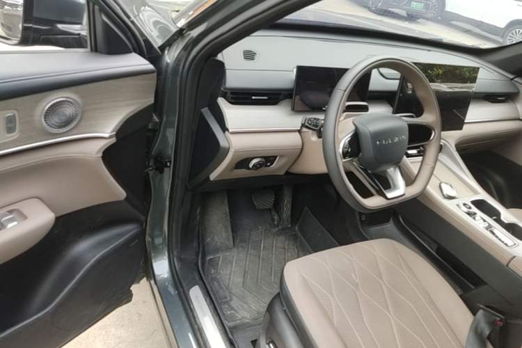 Used Chery Fengyun T8 2025 1.5T 130km Deluxe Version 5 Seats Driver Seat