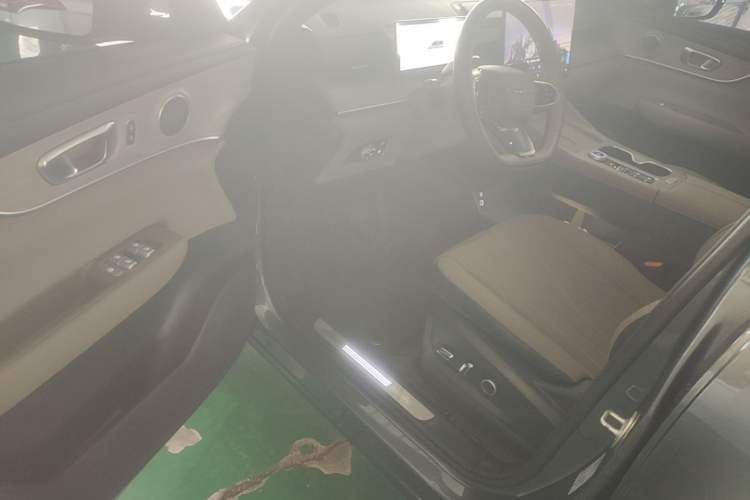 Used Chery Fengyun T8 2025 1.5T 130 km Comfort Edition 5-Seater Driver Seat