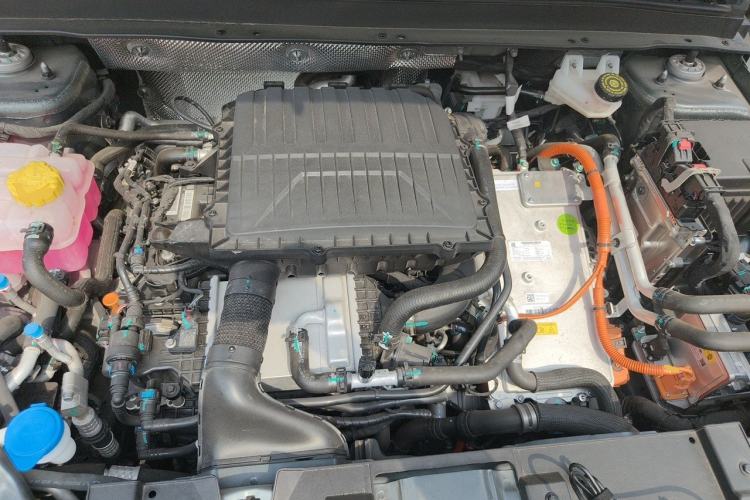 Used Chery Fengyun T8 2025 1.5T 130 km Comfort Edition 5-Seater Engine Bay