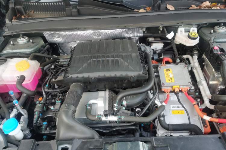 Used Chery Fengyun T8 2025 1.5T 130 km Luxury Edition 5-Seater Engine Bay
