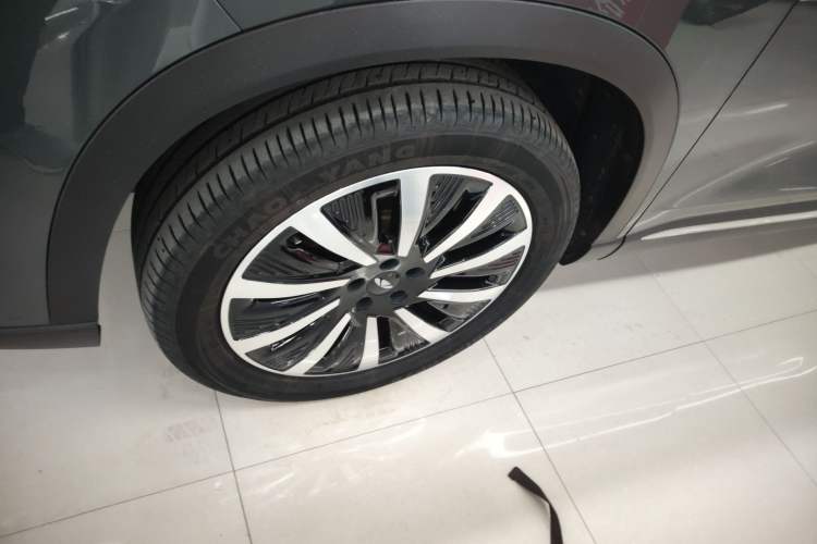 Used Chery Fengyun T8 2025 1.5T 130km Deluxe Version 5 Seats Exterior 4