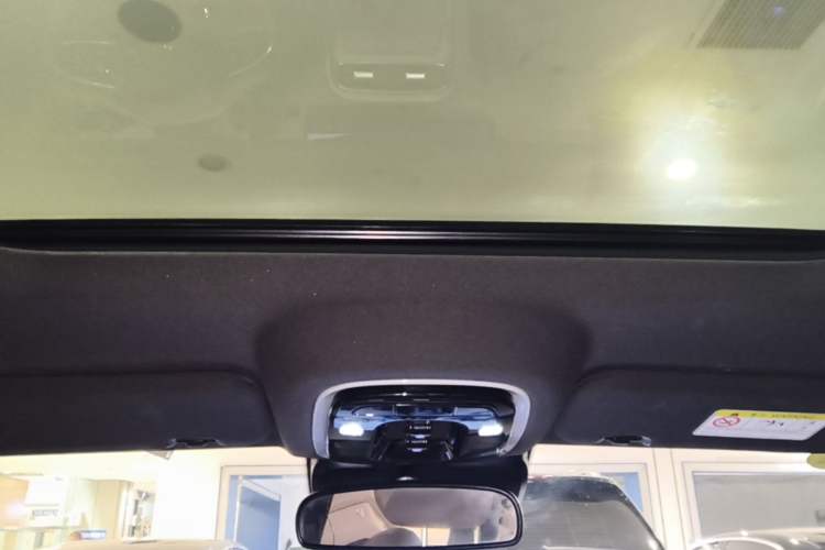 Used Chery Fengyun T8 2025 1.5T 130km Deluxe Version 5 Seats Headliner