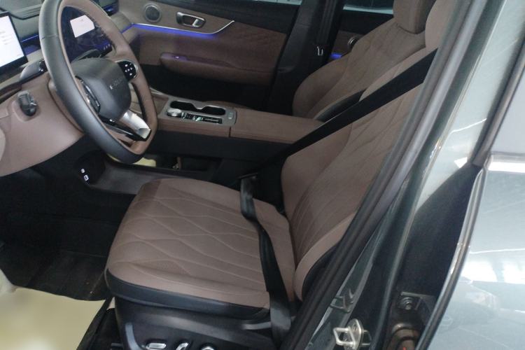 Used Chery Fengyun T8 2025 1.5T 130km Deluxe Version 5 Seats Left Front Seat