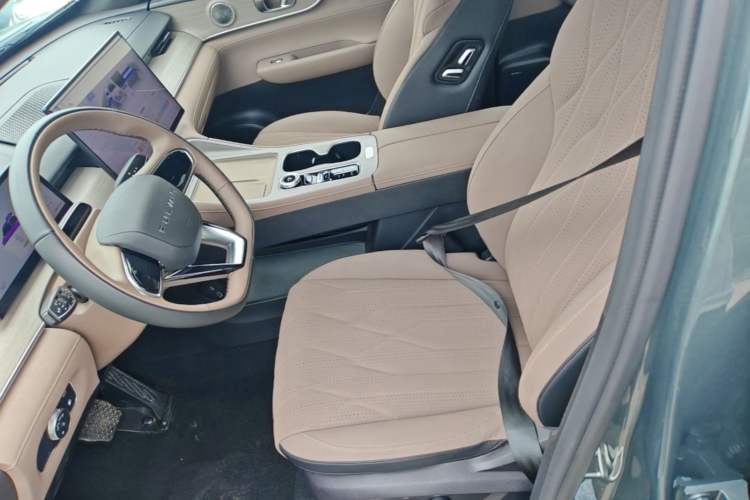 Used Chery Fengyun T8 2025 1.5T 130km Deluxe Version 5 Seats Left Front Seat