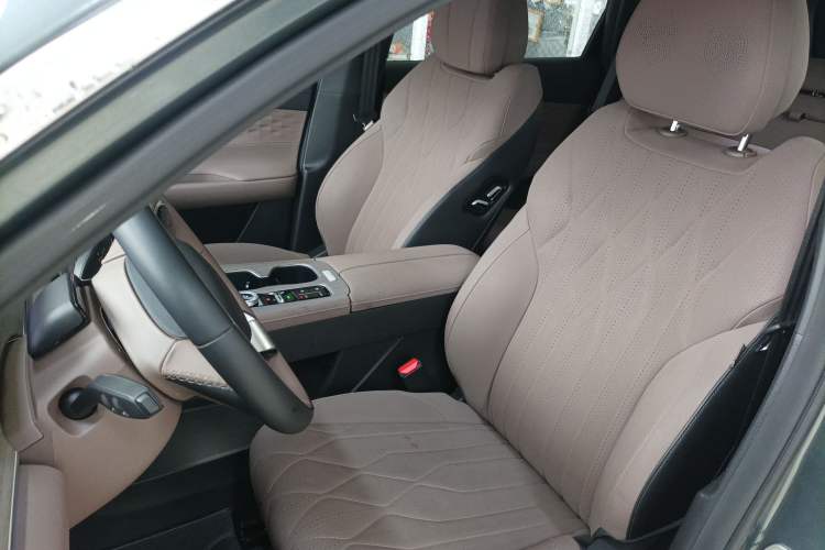 Used Chery Fengyun T8 2025 1.5T 130km Deluxe Version 5 Seats Left Front Seat