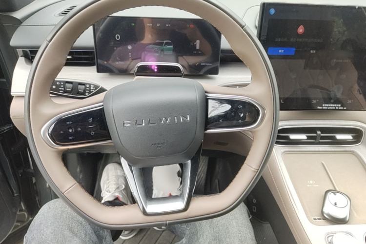 Used Chery Fengyun T8 2025 1.5T 130km Deluxe Version 5 Seats Steering Wheel