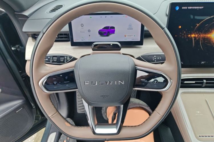 Used Chery Fengyun T8 2025 1.5T 130km Deluxe Version 5 Seats Steering Wheel
