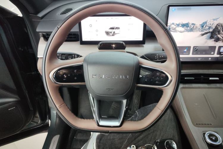 Used Chery Fengyun T8 2025 1.5T 130km Deluxe Version 5 Seats Steering Wheel