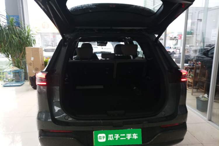 Used Chery Fengyun T8 2025 1.5T 130km Deluxe Version 5 Seats Trunk