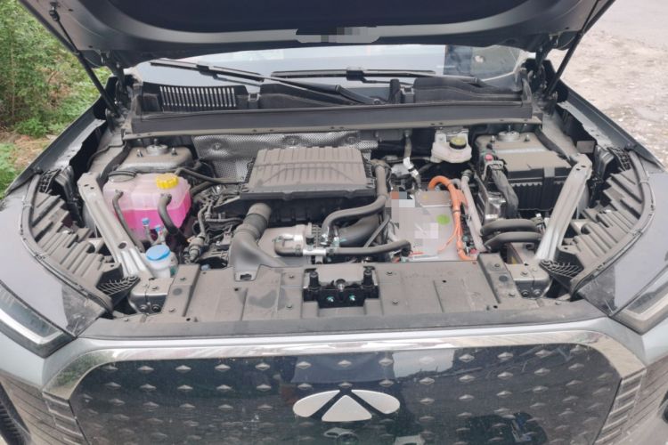 Used Chery Fengyun T8 2025 1.5T 130 km Comfort Edition 5-Seater Engine Bay