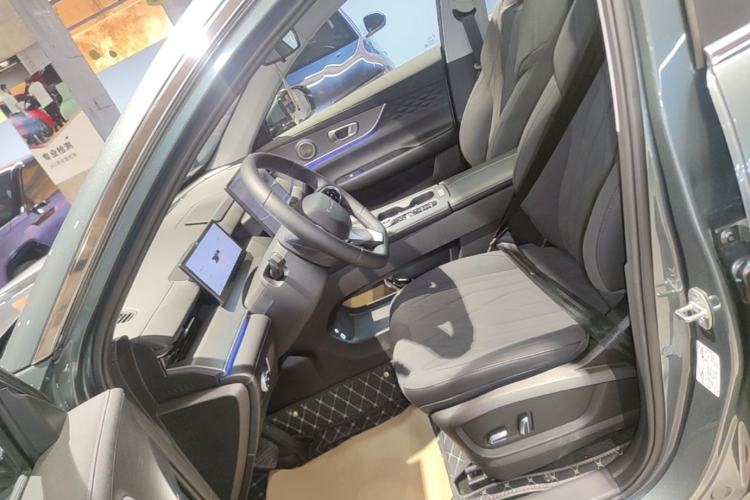 Used Chery Fengyun T8 2025 1.5T 130 km Luxury Edition 5-Seater Left Front Seat