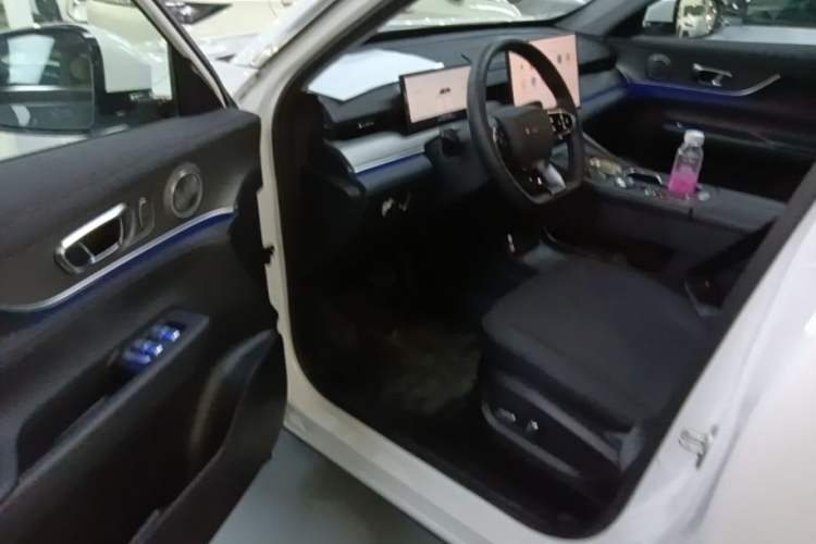 Used Chery Fengyun T8 2025 1.5T 130 km Luxury Edition 5-Seater Driver Seat