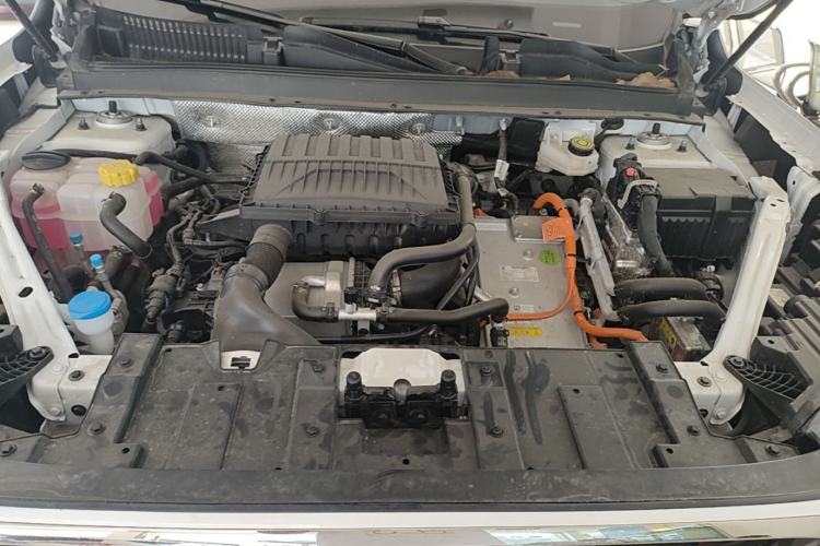 Used Chery Fengyun T8 2025 1.5T 130 km Comfort Edition 5-Seater Engine Bay