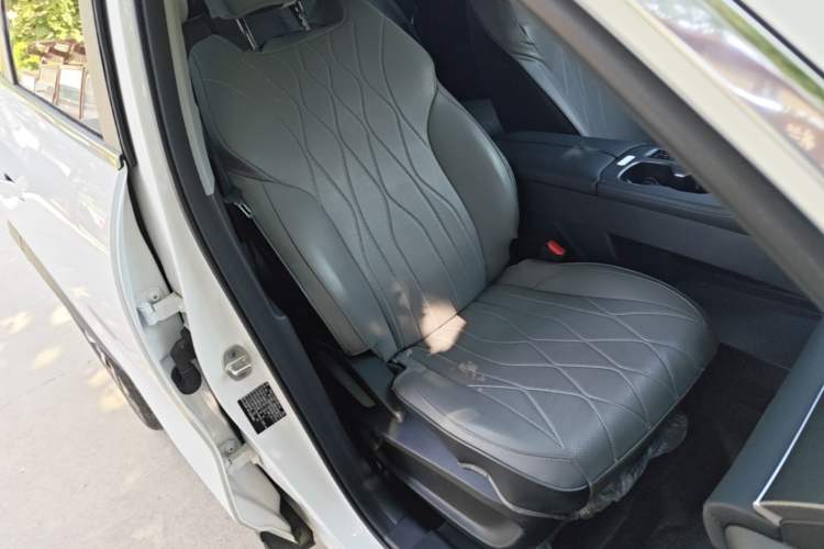 Used Chery Fengyun T8 2025 1.5T 130 km Comfort Edition 5-Seater Right Front Seat