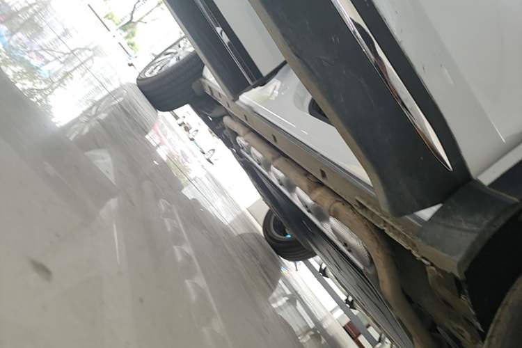 Used Chery Fengyun T8 2025 1.5T 130 km Comfort Edition 5-Seater Right Side Sill
