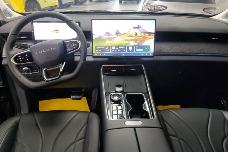 Used Chery Fengyun T9 2024 120 Long-Range Comfort Version 5 Seats Lithium Iron Phosphate Center Console