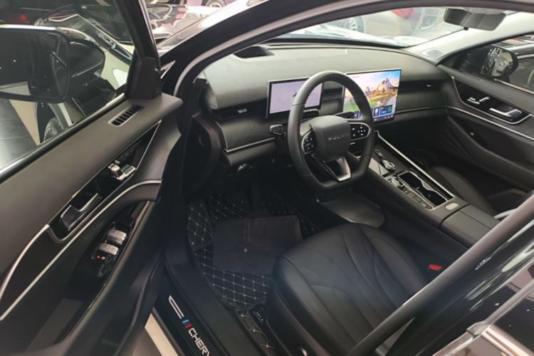 Used Chery Fengyun T9 2024 120 Long-Range Flagship Version 7 Seats Lithium Iron Phosphate Driver Seat