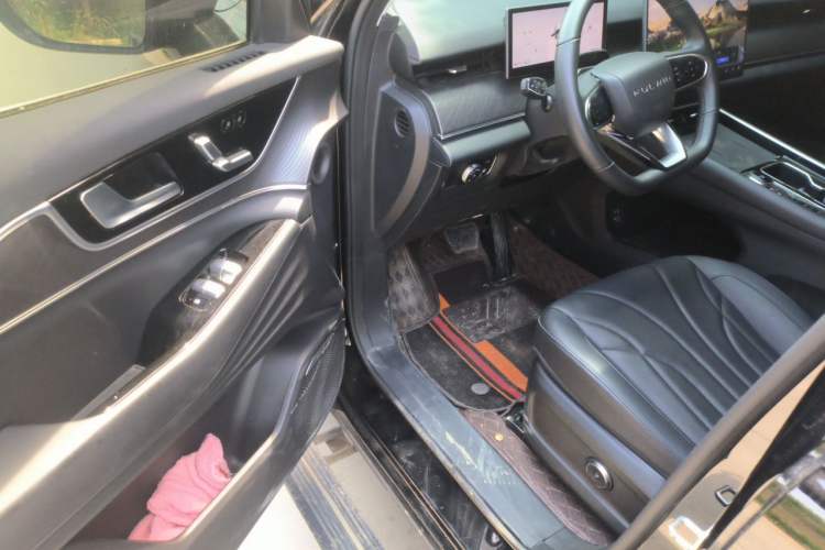 Used Chery Fengyun T9 2024 120 Long-Range Flagship Version 7 Seats Ternary Lithium Driver Seat