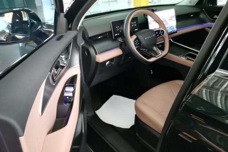 Used Chery Fengyun T9 2024 210 Ultra-Long Range Luxury Version 5 Seats Manganese Iron Phosphate Lithium Driver Seat