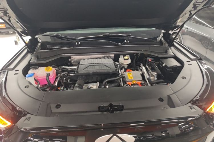Used Chery Fengyun T9 2024 120 Long-Range Comfort Version 5 Seats Lithium Iron Phosphate Engine Bay