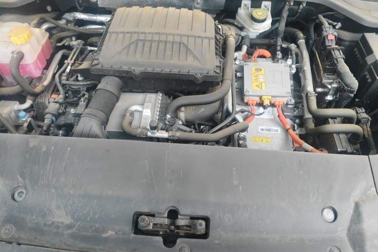 Used Chery Fengyun T9 2024 120 Long-Range Luxury Version 5 Seats Ternary Lithium Engine Bay