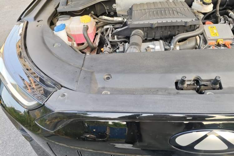 Used Chery Fengyun T9 2024 120 Long-Range Luxury Version 5 Seats Ternary Lithium Engine Bay Right