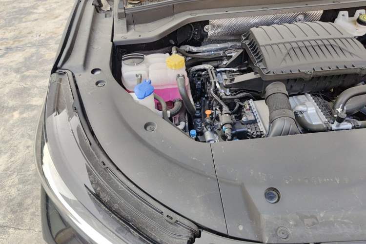 Used Chery Fengyun T9 2024 120 Long-Range Comfort Version 5 Seats Lithium Iron Phosphate Engine Bay Right