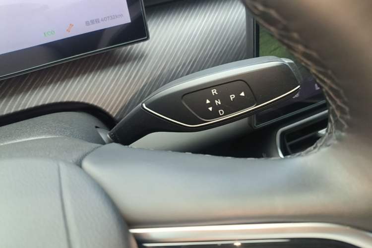 Used Chery Fengyun T9 2024 120 Long-Range Comfort Version 5-Seater with Ternary Lithium Battery Gear Lever