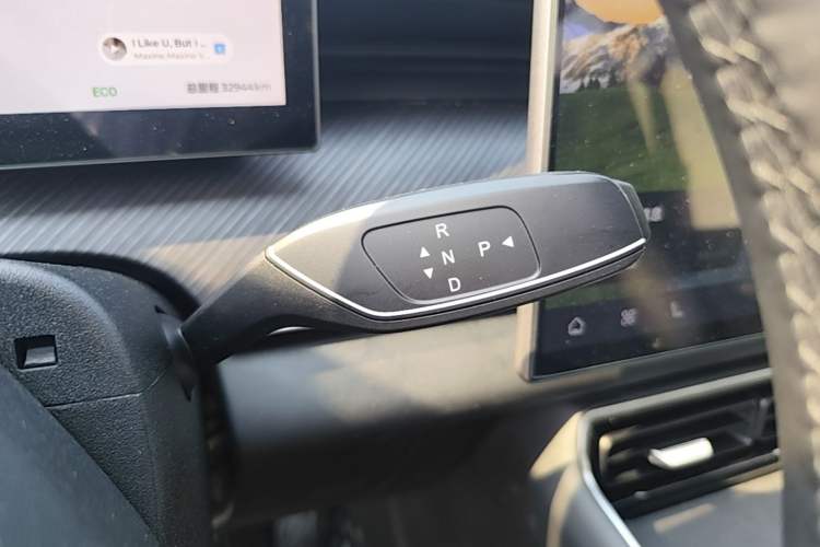 Used Chery Fengyun T9 2024 120 Long-Range Comfort Version 5-Seater with Ternary Lithium Battery Gear Lever