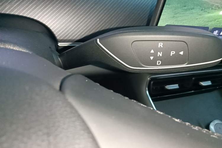 Used Chery Fengyun T9 2024 120 Long-Range Comfort Version 5 Seats Lithium Iron Phosphate Gear Lever