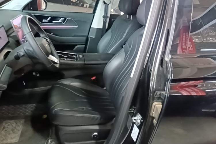 Used Chery Fengyun T9 2024 120 Long-Range Luxury Version 5 Seats Ternary Lithium Left Front Seat