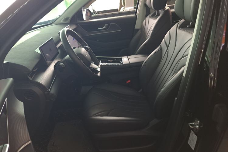 Used Chery Fengyun T9 2024 120 Long-Range Standard Version 5 Seats Lithium-NMC Battery Left Front Seat