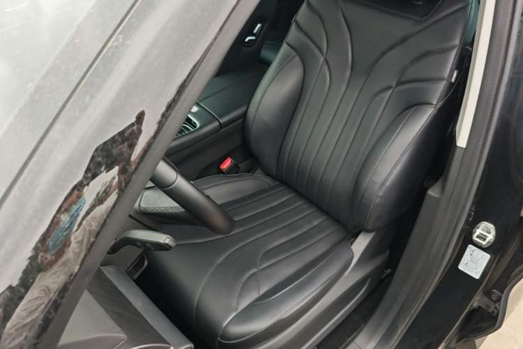 Used Chery Fengyun T9 2024 120 Long-Range Comfort Version 7-Seater Lithium-Ion Battery Left Front Seat