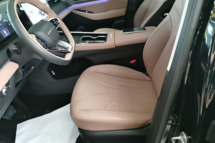 Used Chery Fengyun T9 2024 210 Ultra-Long Range Luxury Version 5 Seats Manganese Iron Phosphate Lithium Left Front Seat