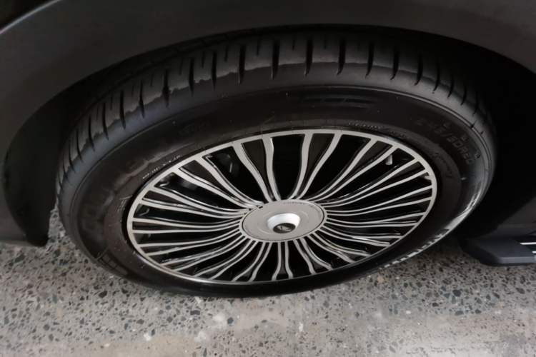 Used Chery Fengyun T9 2024 210 Ultra-Long Range Luxury Version 5 Seats Manganese Iron Phosphate Lithium Left Front Wheel Hub