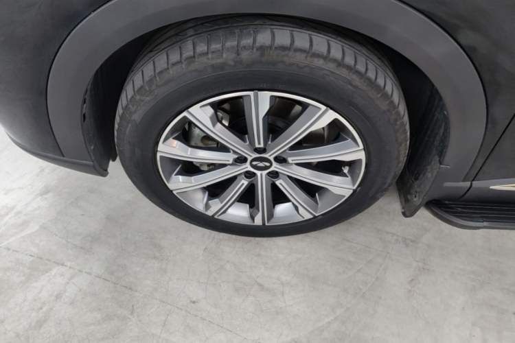 Used Chery Fengyun T9 2024 120 Long-Range Comfort Version 5 Seats Lithium Iron Phosphate Left Front Wheel Hub