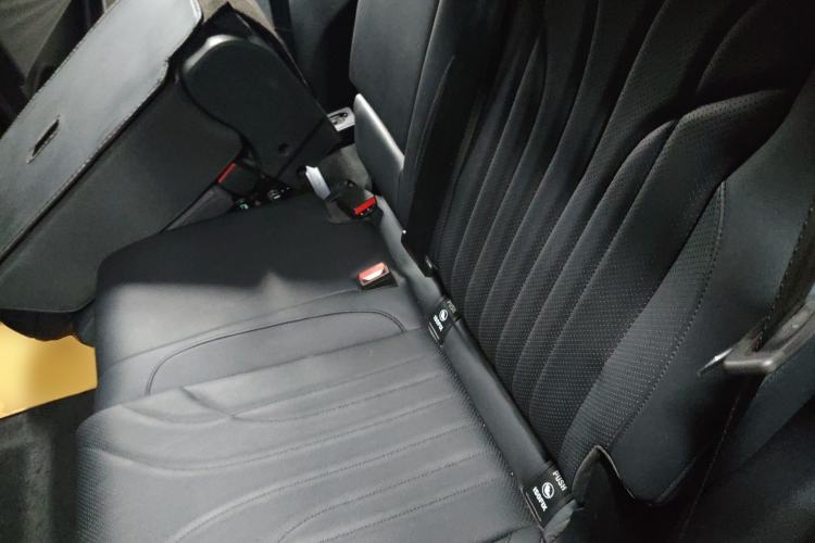 Used Chery Fengyun T9 2024 120 Long-Range Comfort Version 7-Seater Lithium-Ion Battery Left Rear Seat