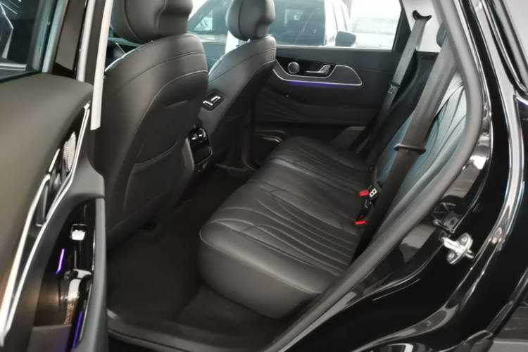Used Chery Fengyun T9 2024 120 Long-Range Comfort Version 5-Seater with Ternary Lithium Battery Left Rear Seat
