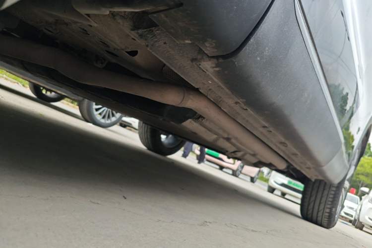 Used Chery Fengyun T9 2024 120 Long-Range Comfort Version 7-Seater Lithium-Ion Battery Left Side Sill