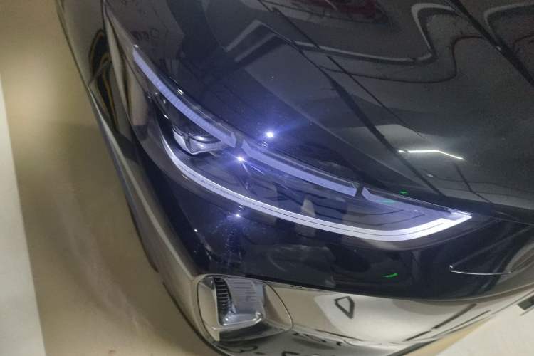 Used Chery Fengyun T9 2024 120 Long-Range Luxury Version 7 Seats Lithium Iron Phosphate Right Front Headlight