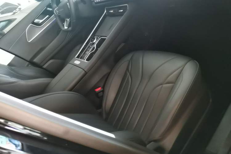 Used Chery Fengyun T9 2024 120 Long-Range Comfort Version 5-Seater with Ternary Lithium Battery Right Front Seat