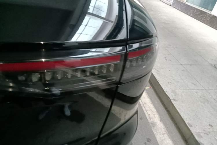 Used Chery Fengyun T9 2024 120 Long-Range Comfort Version 5 Seats Lithium Iron Phosphate Right Rear Taillight
