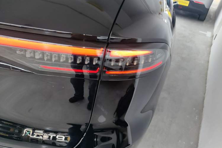 Used Chery Fengyun T9 2024 120 Long-Range Comfort Version 5 Seats Lithium Iron Phosphate Right Rear Taillight