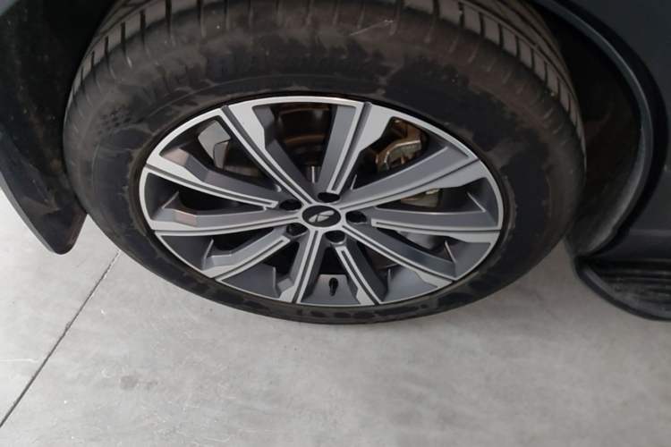 Used Chery Fengyun T9 2024 120 Long-Range Comfort Version 5 Seats Lithium Iron Phosphate Right Rear Wheel Hub