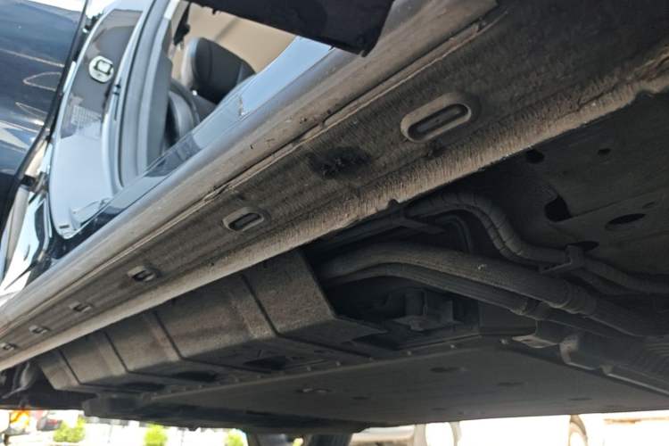 Used Chery Fengyun T9 2024 120 Long-Range Standard Version 5 Seats Lithium-NMC Battery Right Side Sill