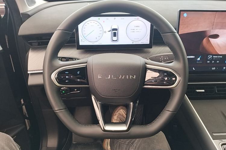 Used Chery Fengyun T9 2024 120 Long-Range Luxury Version 5 Seats Lithium Iron Phosphate Steering Wheel