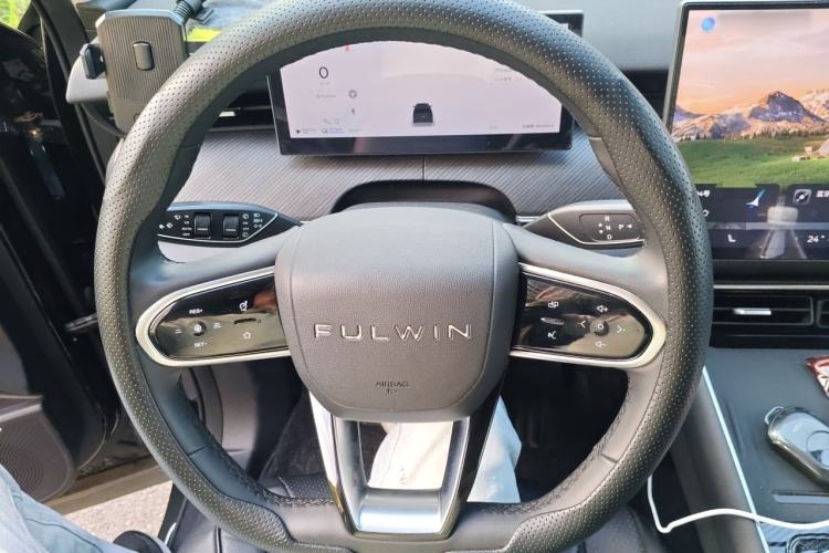Used Chery Fengyun T9 2024 120 Long-Range Luxury Version 5 Seats Ternary Lithium Steering Wheel