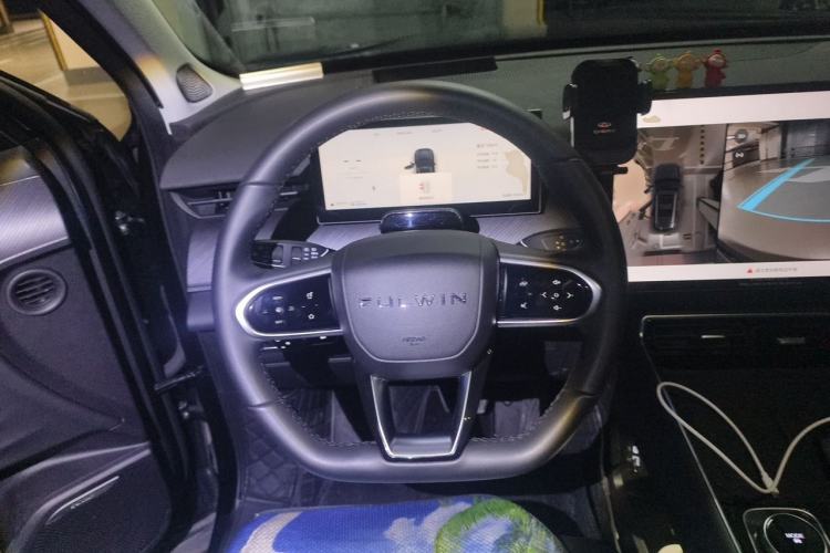 Used Chery Fengyun T9 2024 120 Long-Range Luxury Version 7 Seats Lithium Iron Phosphate Steering Wheel